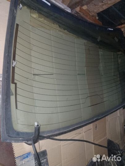 Заднее стекло ниссан санни