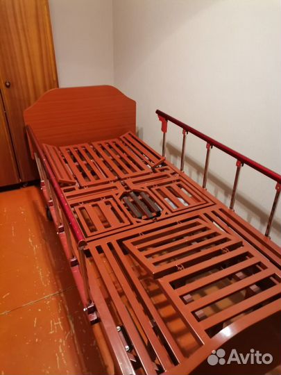 Продам медицинскую кровать для лежачего больного