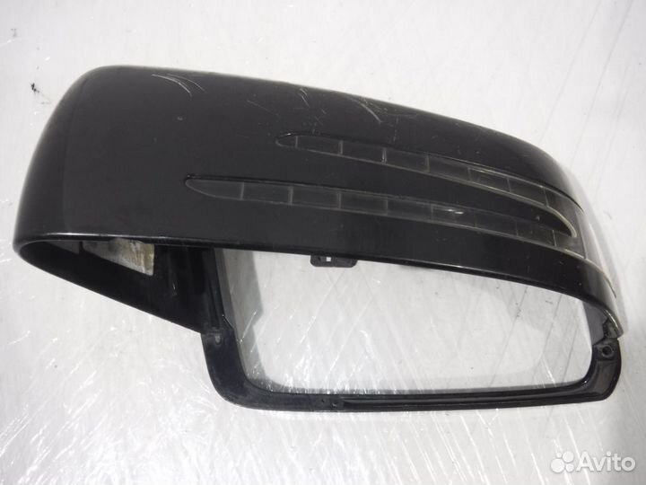 Корпус зеркала левый Mercedes W242 B