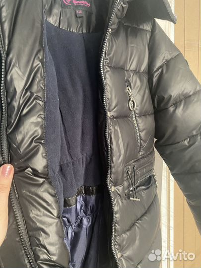 Пуховик на девочку 140