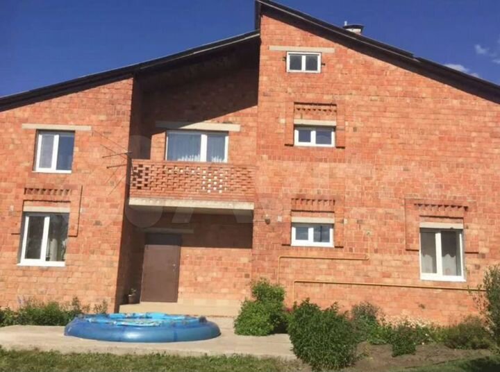 Дом 280 м² на участке 15 сот.