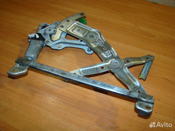 Стеклоподъемник задний Subaru Forester S11