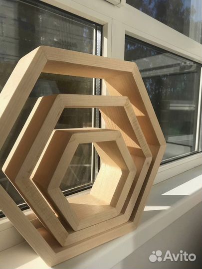 Полка настенная соты