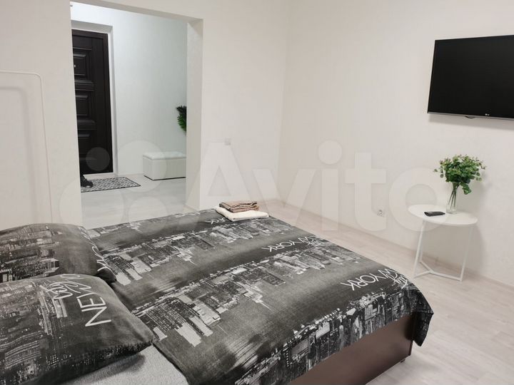 2-к. квартира, 61 м², 9/9 эт.