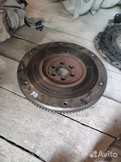 Двигатель QG15, QG16, QG18 маховик