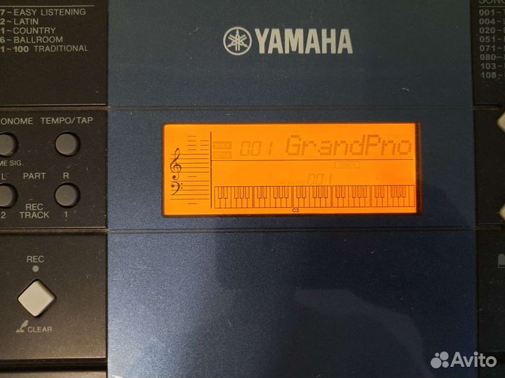 Синтезатор Yamaha PSR-E333