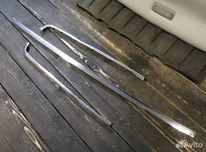 Хром молдинг заднего бампера Mercedes W124