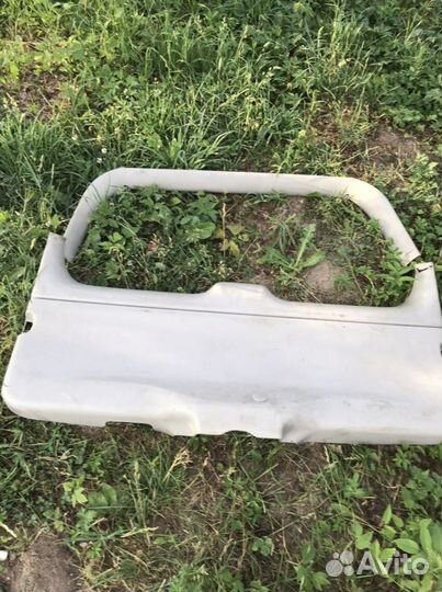 Обшивка двери багажника шевроле трейлблейзер