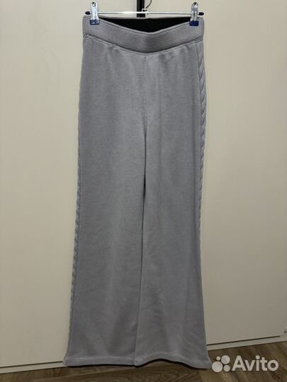 Вязаный повседневный костюм