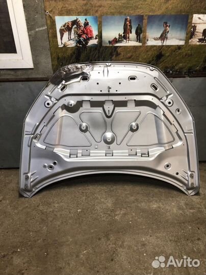 Капот LADA vesta