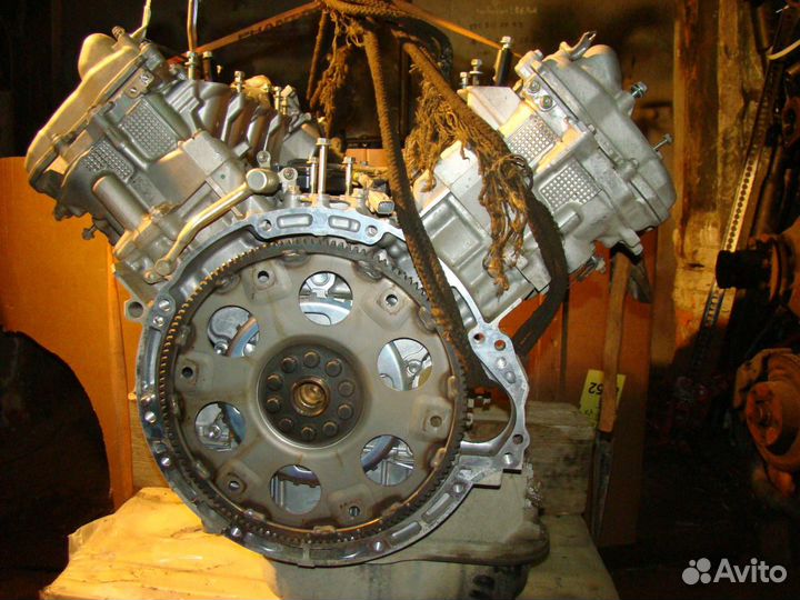 Мотор 5,7i в сборе Lexus lx 570 2011г