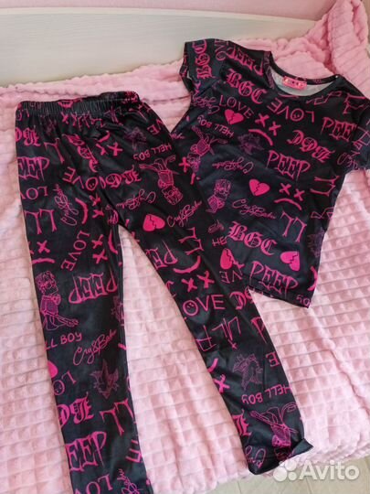 Футболка и лосины новые на девочку 146 размер