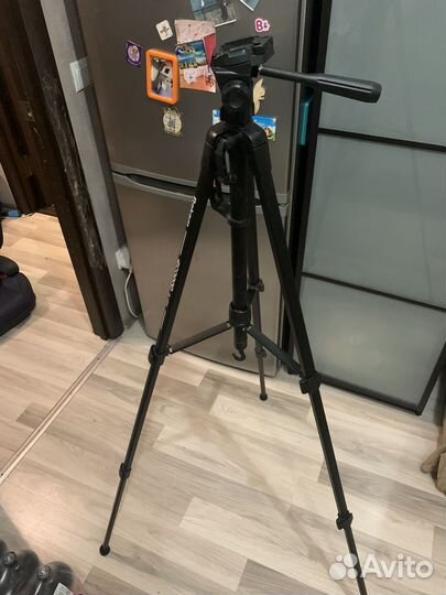 Штатив для фотоаппарата