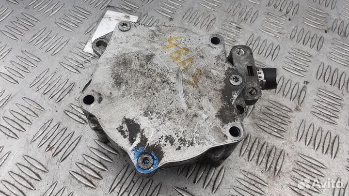 Насос вакуумный Audi Q5/SQ5