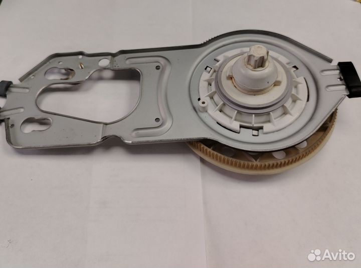 Вал для кухонного комбайна Филипс HR7768