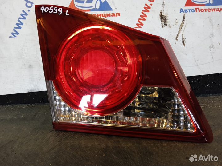 Фонарь в крышку багажника лев. Hon/ Civic/ FD1/ к