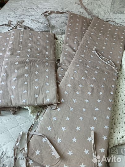 Бортики в кроватку