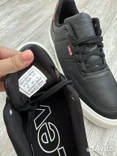 Кроссовки levis мужские