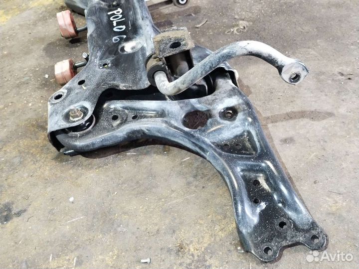 6RU407152 VAG Рычаг передний правый