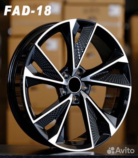 Диски колесные кованые Audi RS style black R20