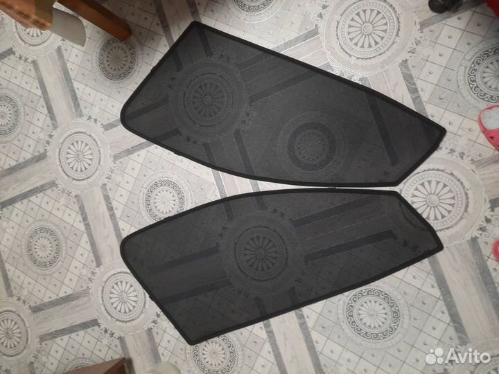 Шторки каркасные с магнитами на Volkswagen Golf 5