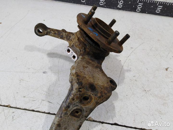 Кулак передний левый Мазда