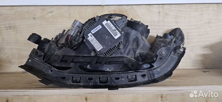 Фара правая subaru forester sg