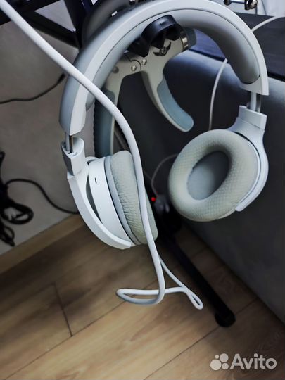 Наушники Razer barracuda x