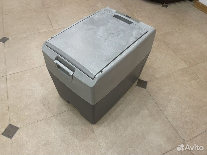 Автомобильный холодильник waeco TropiCool TC-35FL