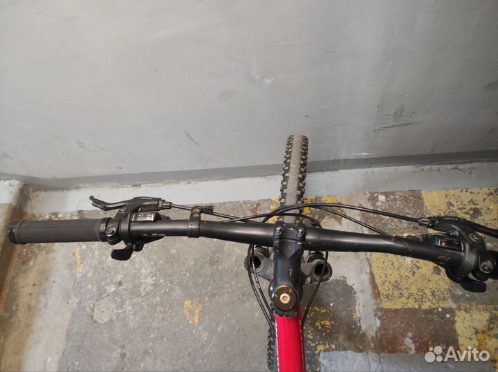 Велосипед forward Apache 27,5 1.0