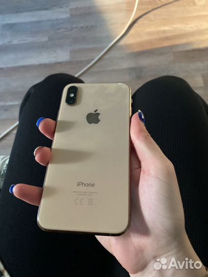 iPhone Xs, 64 ГБ