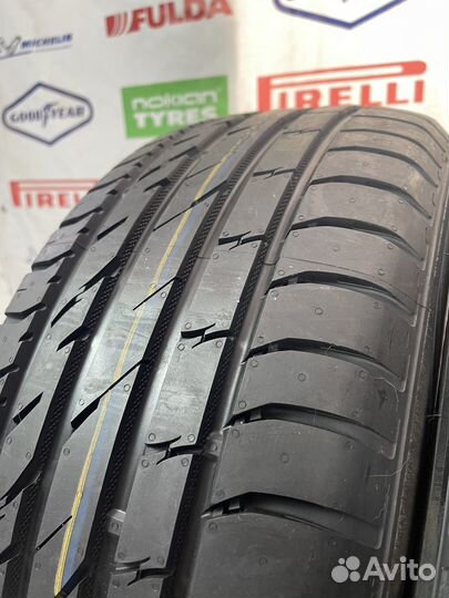 Nokian Tyres zLine 235/60 R16 104V