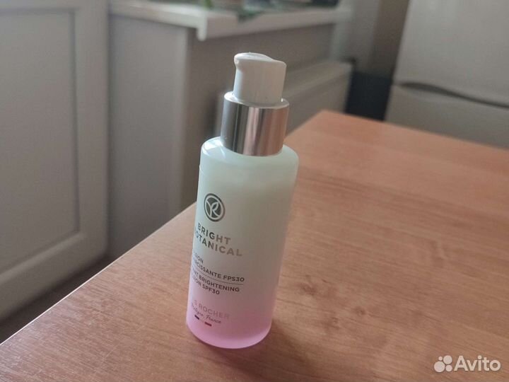 Эмульсия SPF30 для выравнивания цвета лица Ив Роше