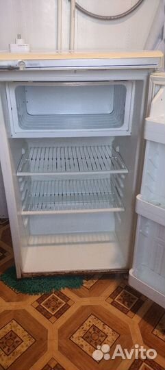 Холодильник однокамерный айсберг бу