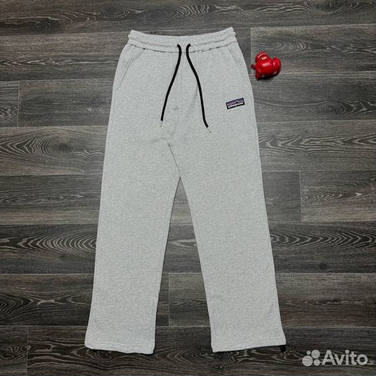 Спортивные штаны широкие