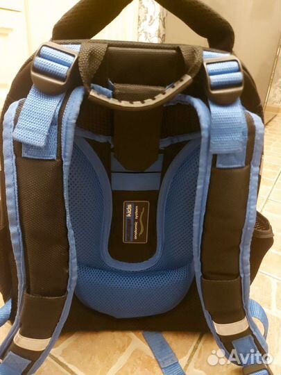 Школьный рюкзак