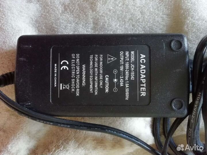 Адаптер для ноутбука