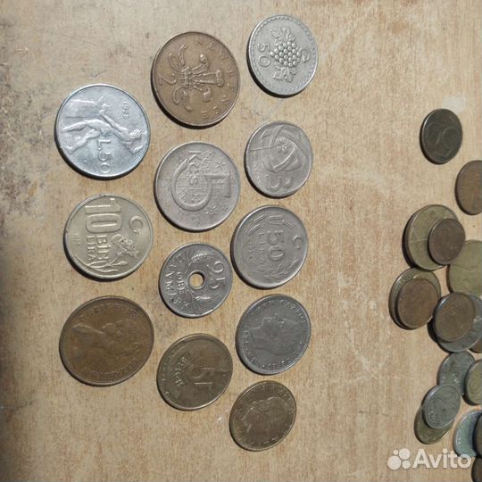 Большая коллекция иностранных монет