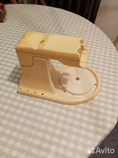 Подставка под миксер