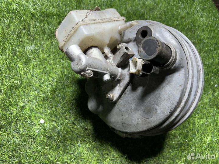 Вакуумный усилитель тормозов Mercedes Benz E-Class