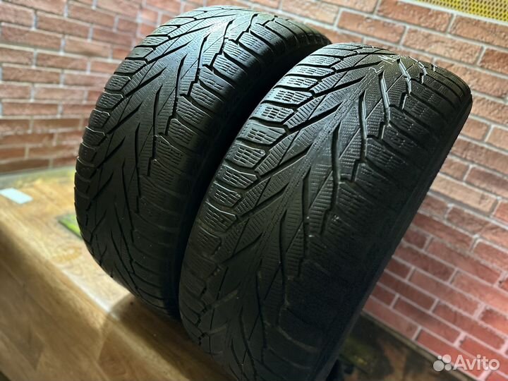 Nokian Tyres Hakkapeliitta R2 SUV 275/50 R20 113R