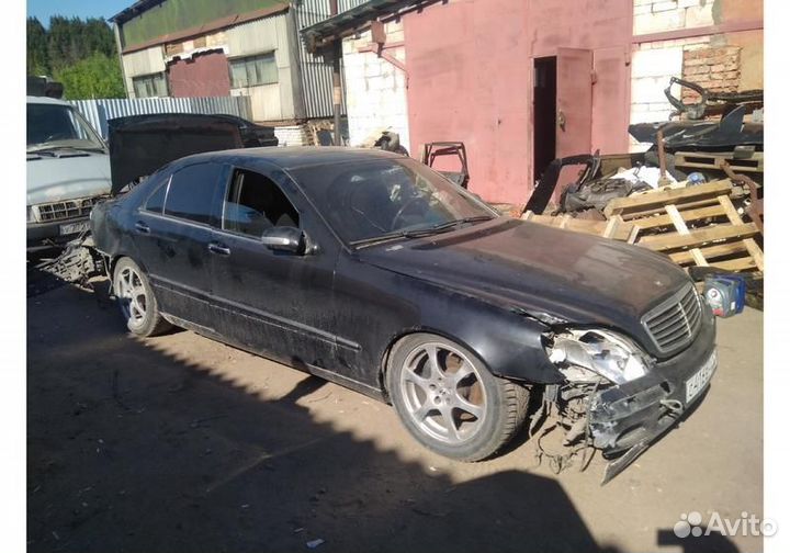 Насос продувки катализатора Mercedes-Benz W220