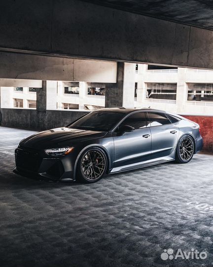 Кованые диски R22 5x112 на Audi RS6 RS7