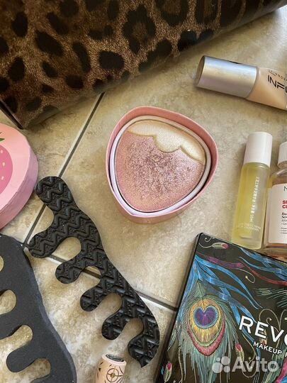 Косметика пакетом kiehl's, revolution