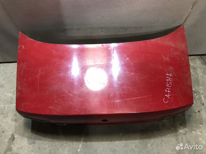 MR392327 Крышка багажника Mitsubishi Carisma