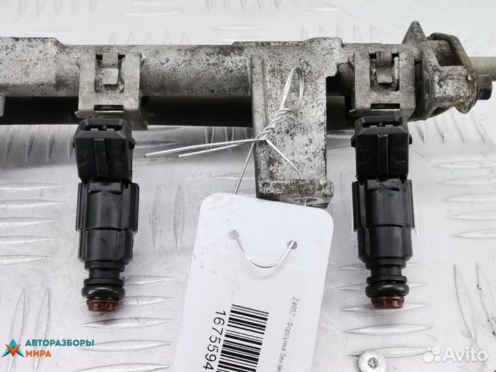 Форсунка Ford Focus 2001 1111848