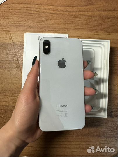 iPhone X, 64 ГБ