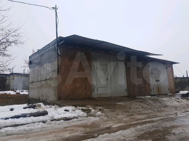 Гараж, > 30 м²