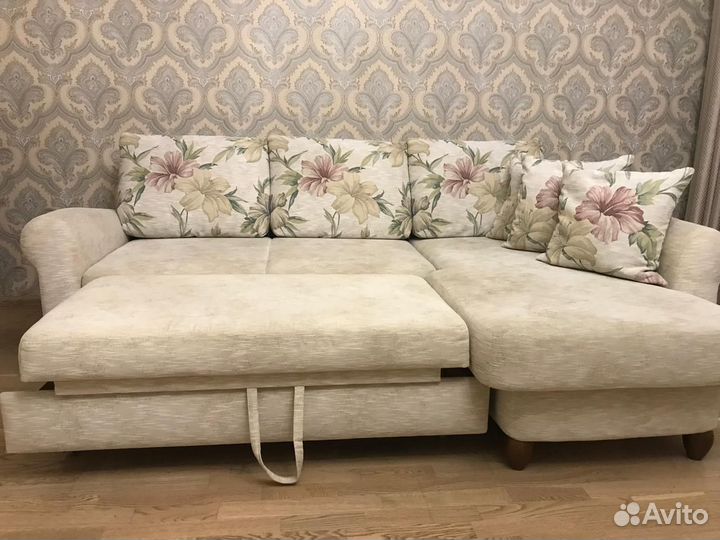 Угловой диван