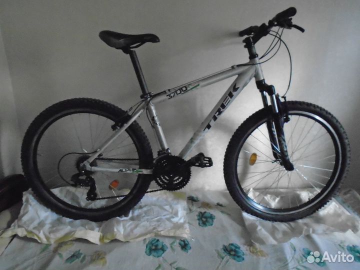 Trek 3700